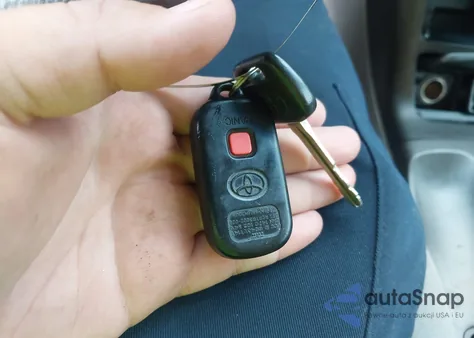 2005 Toyota Camry Le из США, поврежденный, VIN 4T1BE32K95U428249